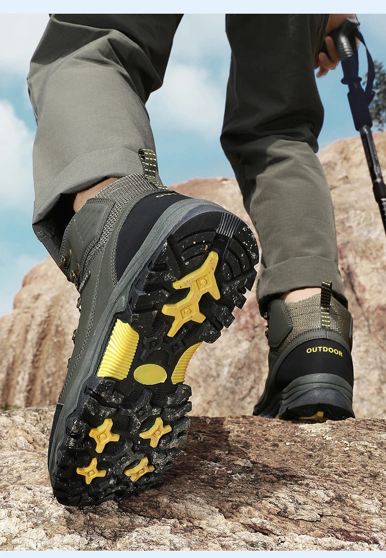 Hiking Shoes Men Ankle Boots Outdoor Camping Anti-collision Climbing Shoe Lace Up Climbing Trekking Sneakers