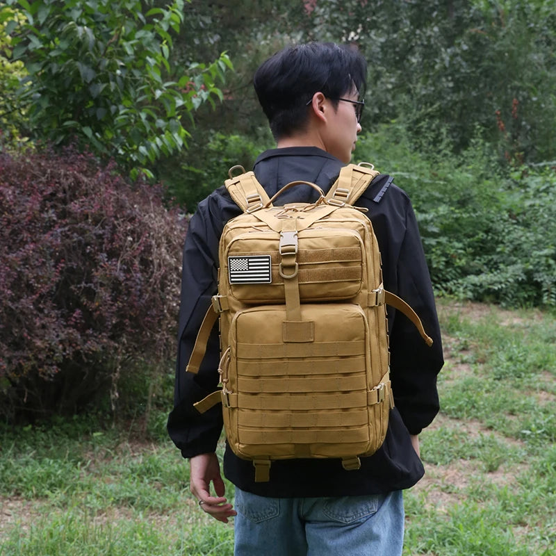 Hiking Backpack-Adjustable Shoulder Straps, Zipper Closure, Travel and Sports Backpack for Camping,Hiking,Cycling,Outdoor Sports